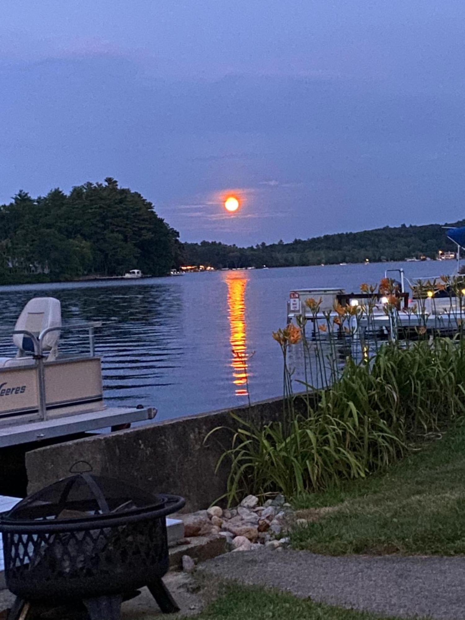 Lake Attitash Waterfront W/ Private Dock Amesbury Esterno foto